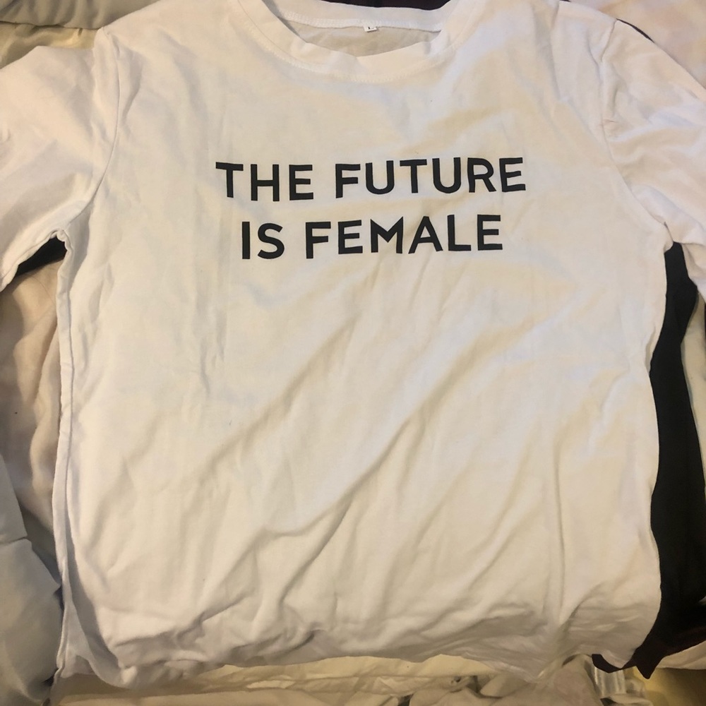 tee shirt